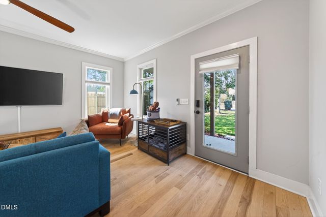 213 Lincoln Court, Raleigh, NC 27610