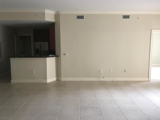 16102 Emerald Estates Drive 212, Weston, FL 33331