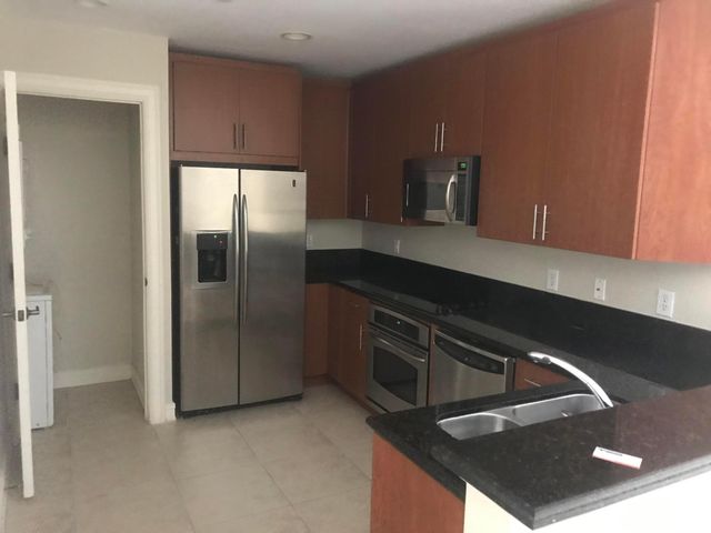16102 Emerald Estates Drive 212, Weston, FL 33331