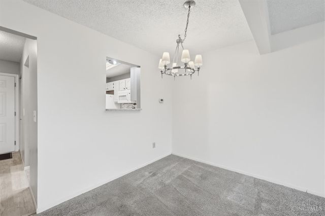 5196 Putters Circle, West Chester, OH 45069