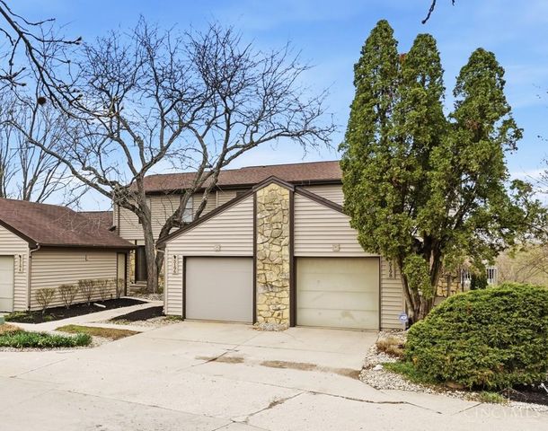 5196 Putters Circle, West Chester, OH 45069