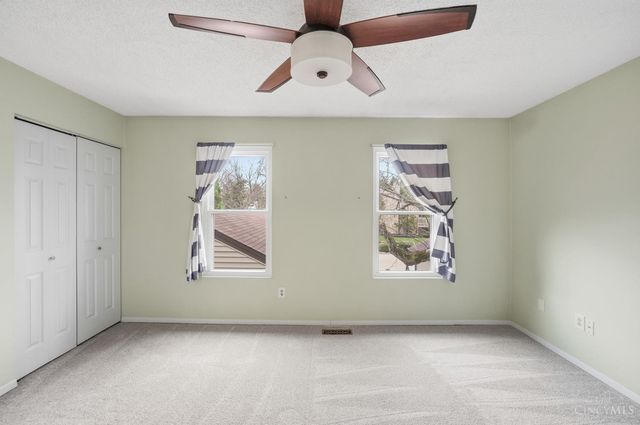 5196 Putters Circle, West Chester, OH 45069