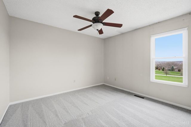 5196 Putters Circle, West Chester, OH 45069