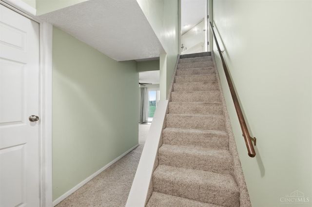 5196 Putters Circle, West Chester, OH 45069