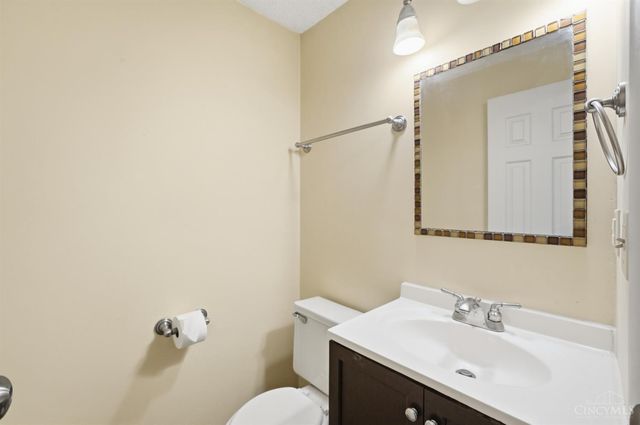 5196 Putters Circle, West Chester, OH 45069