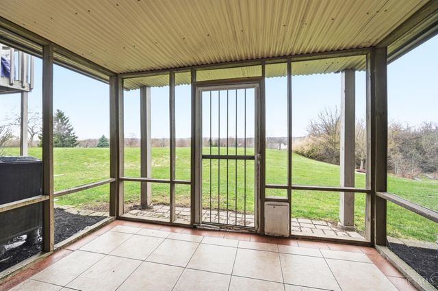 5196 Putters Circle, West Chester, OH 45069