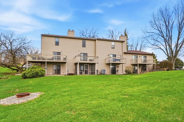 5196 Putters Circle, West Chester, OH 45069