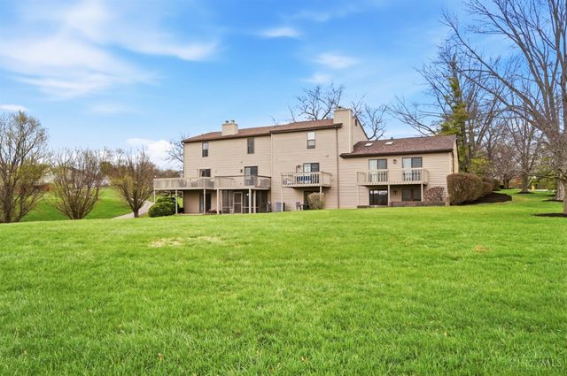 5196 Putters Circle, West Chester, OH 45069