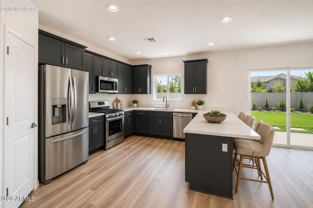 5515 S 11TH Avenue, Phoenix, AZ 85041