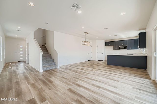 5515 S 11TH Avenue, Phoenix, AZ 85041