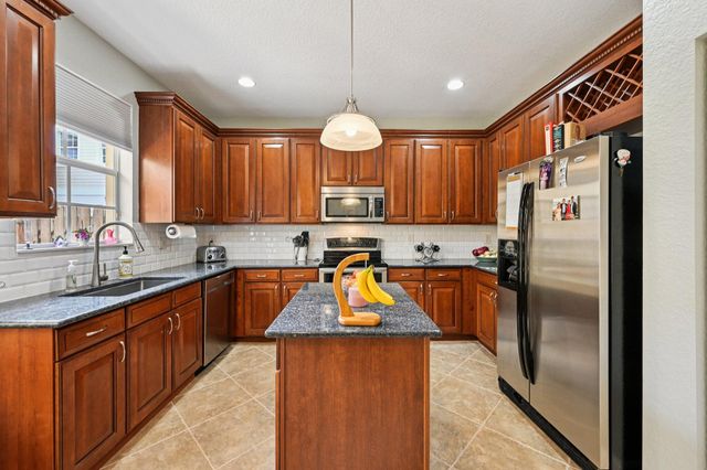 110 E Pigeon Plum Drive, Jupiter, FL 33458