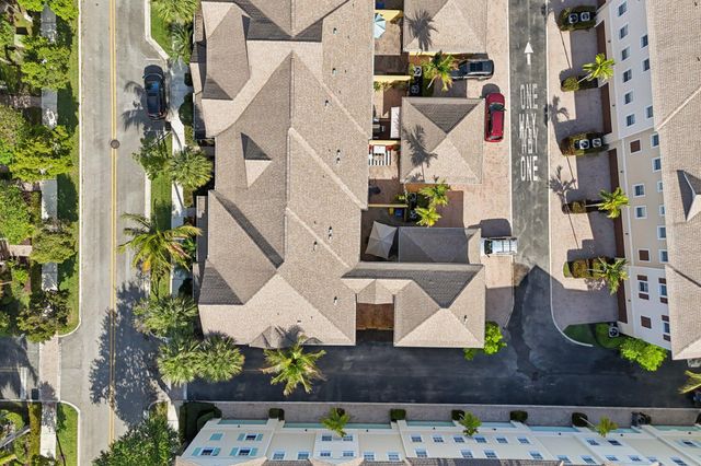 110 E Pigeon Plum Drive, Jupiter, FL 33458