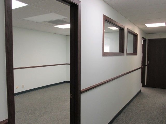 725 E Irving Park Road, Roselle, IL 60172