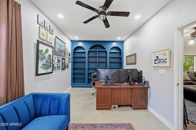 957 E CHELSEA Drive, San Tan Valley, AZ 85140