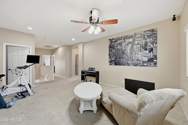 957 E CHELSEA Drive, San Tan Valley, AZ 85140
