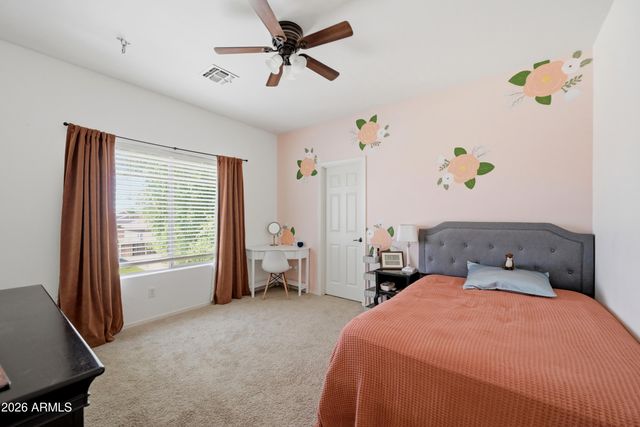 957 E CHELSEA Drive, San Tan Valley, AZ 85140