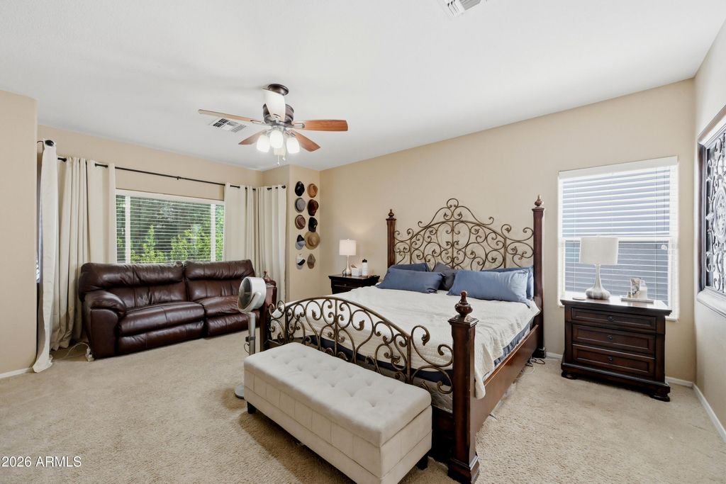 Image 22 of property listing at 957 E CHELSEA Drive, San Tan Valley, AZ 85140
