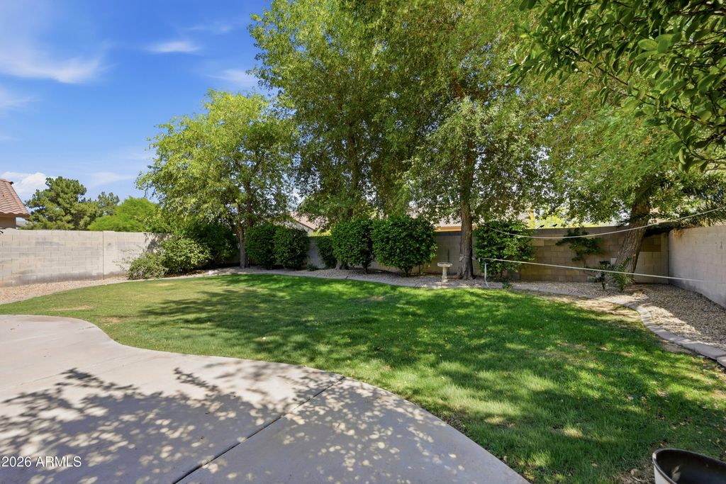 Image 30 of property listing at 957 E CHELSEA Drive, San Tan Valley, AZ 85140