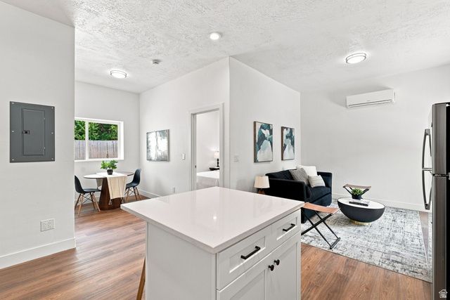 2861 S 2700 E, Salt Lake City, UT 84109
