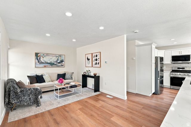 2861 S 2700 E, Salt Lake City, UT 84109
