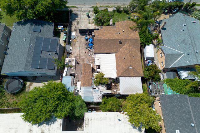 1823 W Acacia St, Stockton, CA 95203