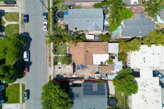 1823 W Acacia St, Stockton, CA 95203