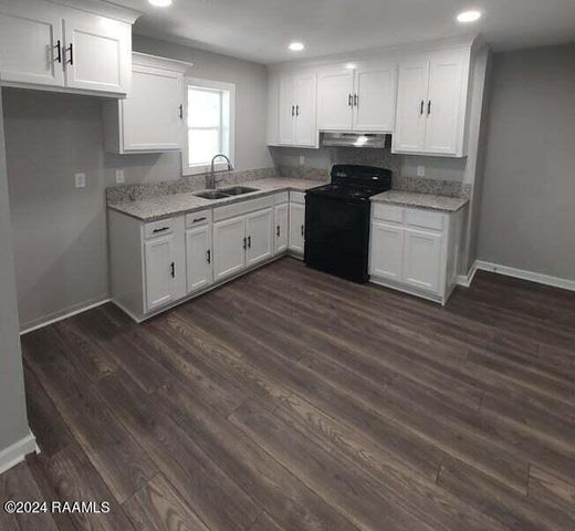 400 S Granger Street, Erath, LA 70533