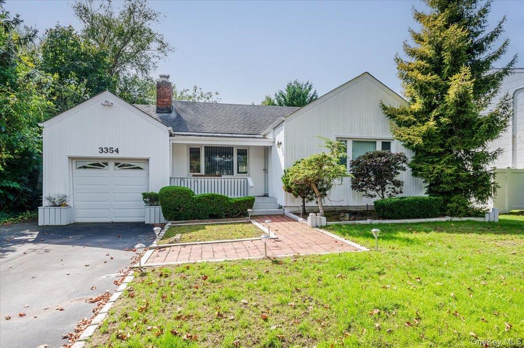 3354 Knight Street, Oceanside, NY 11572