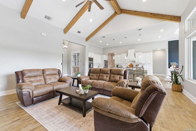 22311 White Doe Pass, San Antonio, TX 78255