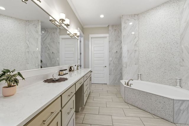 22311 White Doe Pass, San Antonio, TX 78255