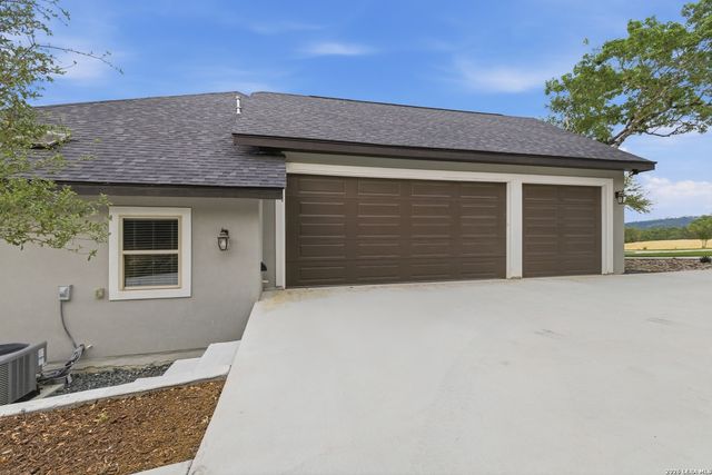 22311 White Doe Pass, San Antonio, TX 78255