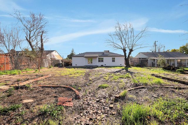 32 Triplett Way, Marysville, CA 95901