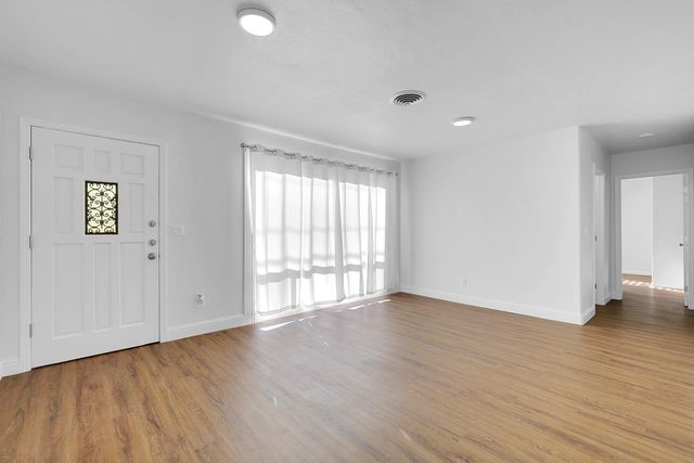 32 Triplett Way, Marysville, CA 95901