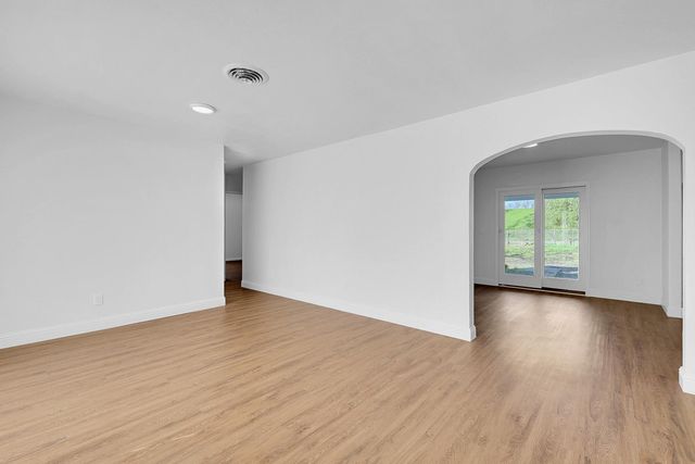 32 Triplett Way, Marysville, CA 95901