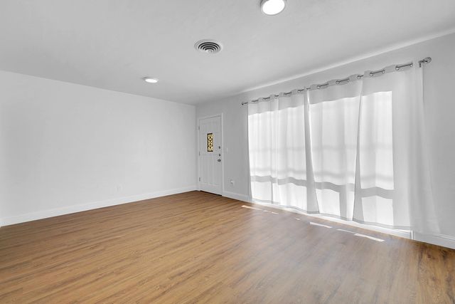 32 Triplett Way, Marysville, CA 95901