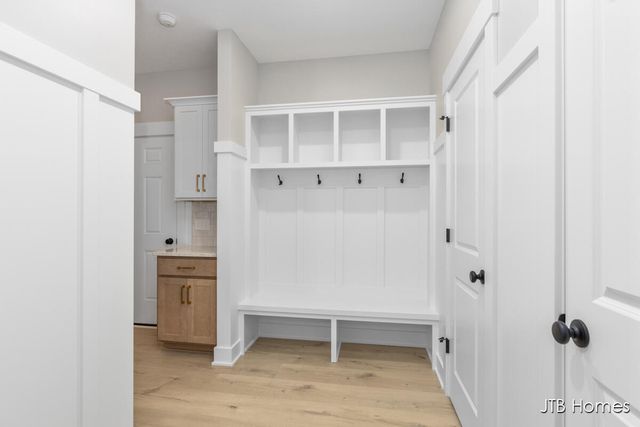 10487 Poppy Lane, Allendale, MI 49401