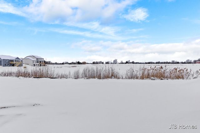 10487 Poppy Lane, Allendale, MI 49401