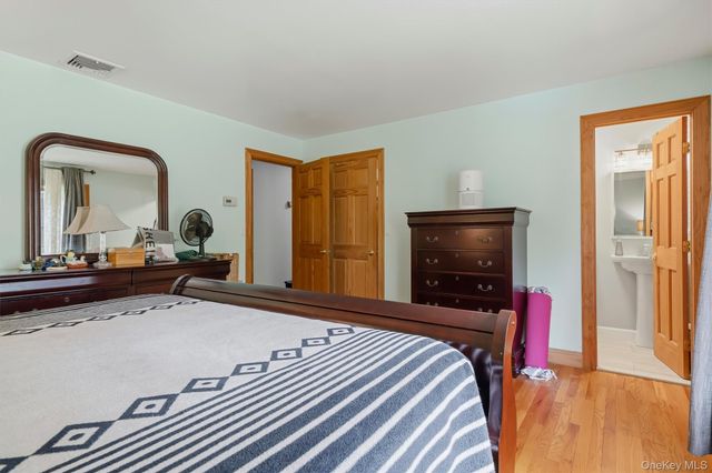 318 Beattie Road, Washingtonville, NY 10992