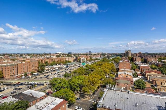 61-35 98th street 15E, Rego Park, NY 11374