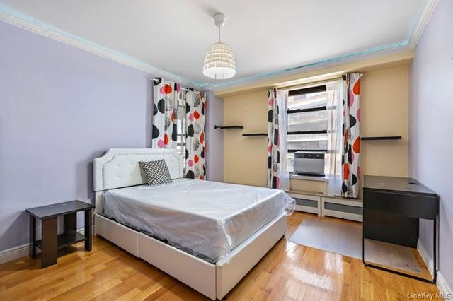 61-35 98th street 15E, Rego Park, NY 11374