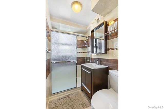 61-35 98th street 15E, Rego Park, NY 11374