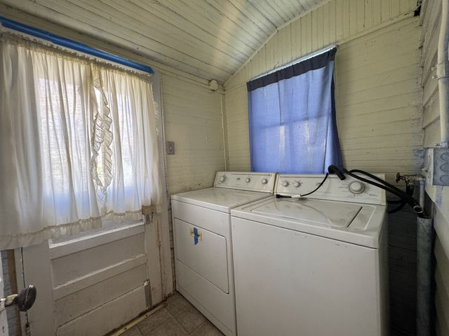 1427A Roberts Ave, Nashville, TN 37206