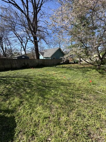 1427A Roberts Ave, Nashville, TN 37206