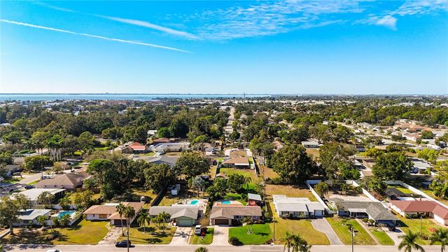 6728 3RD STREET CT W, Bradenton, FL 34207