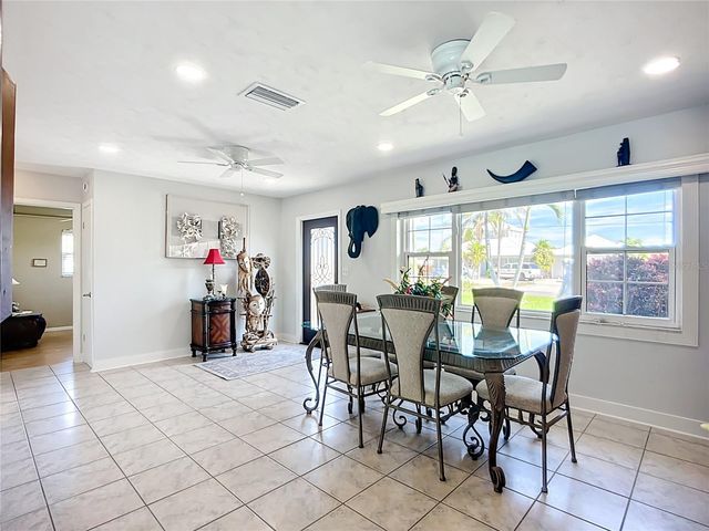 6728 3RD STREET CT W, Bradenton, FL 34207