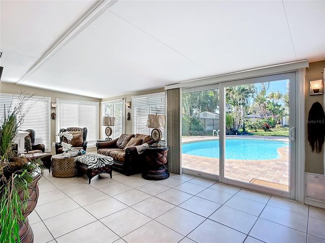 6728 3RD STREET CT W, Bradenton, FL 34207