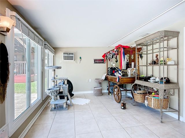 6728 3RD STREET CT W, Bradenton, FL 34207