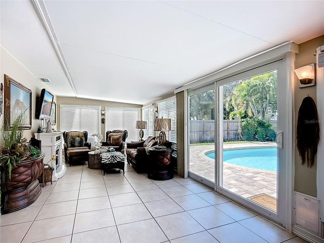 6728 3RD STREET CT W, Bradenton, FL 34207