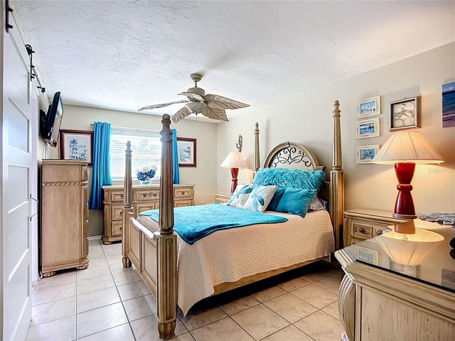 6728 3RD STREET CT W, Bradenton, FL 34207