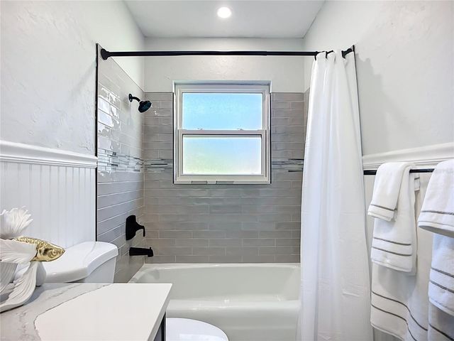 6728 3RD STREET CT W, Bradenton, FL 34207